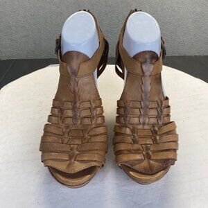 CULTURE Womens Platform Wedge Sandals Brown Leather Basket Weave Buckle Size 41